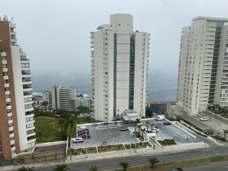 ESTUPENDO DEPARTAMENTO CON VISTA AL MAR...                      